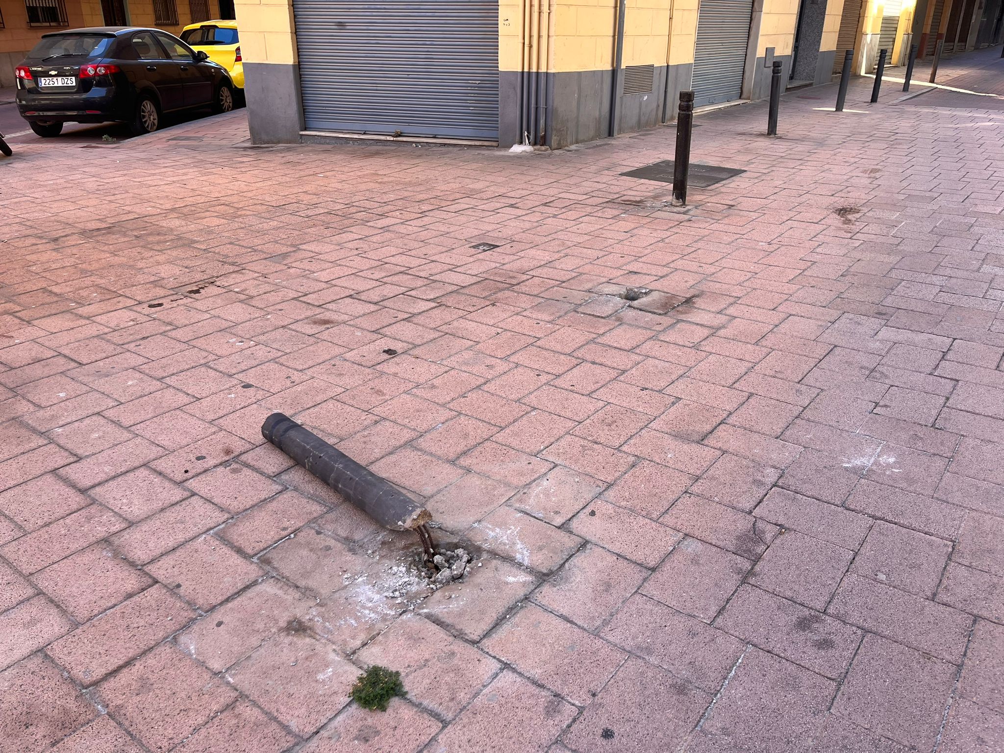 El Grupo Político PSOE del Ayuntamiento de Motril denuncia el abandono continuado del barrio de las Explanadas por parte del gobierno municipal.