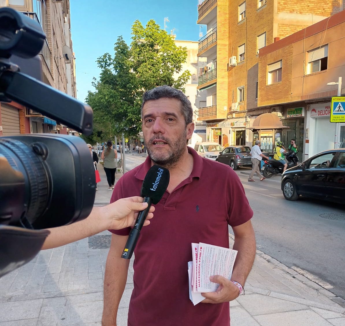 El PSOE subraya en la calle Ancha la importancia de los fondos europeos conseguidos hace 8 años, más de 10 millones de euros, para transformar espacios públicos de Motril